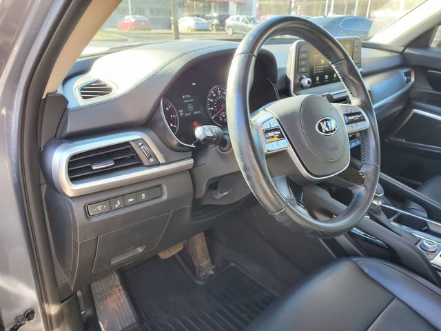 Used 2020 Kia Telluride LX image 19