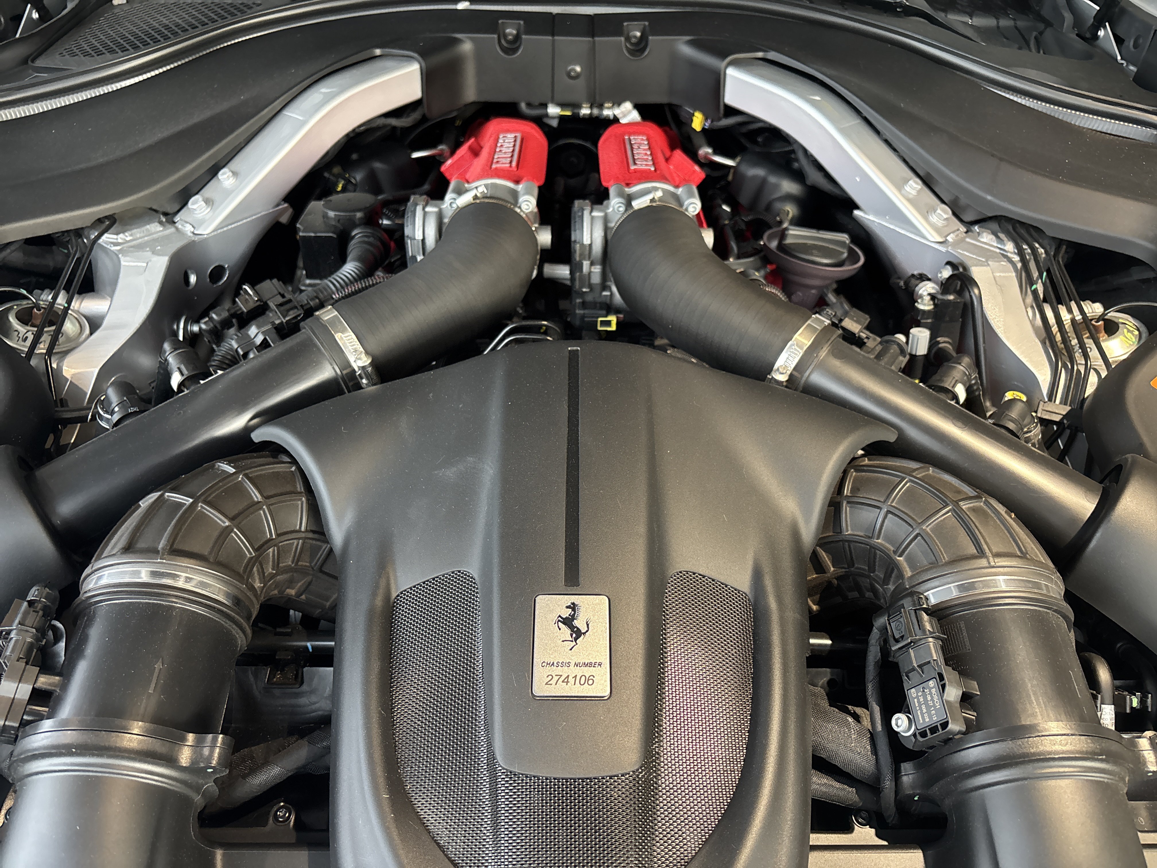 Used 2022 Ferrari Roma RWD image 27