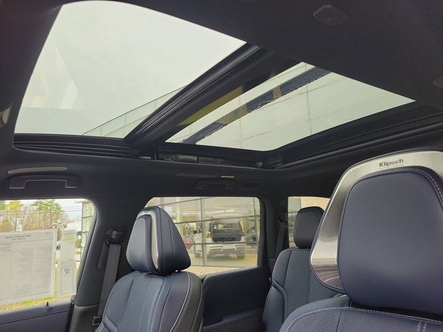 New 2026 INFINITI QX80 4WD w/ Sport Exterior Package image 56