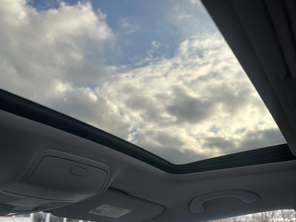 Used 2013 Volkswagen Golf TDI image 20