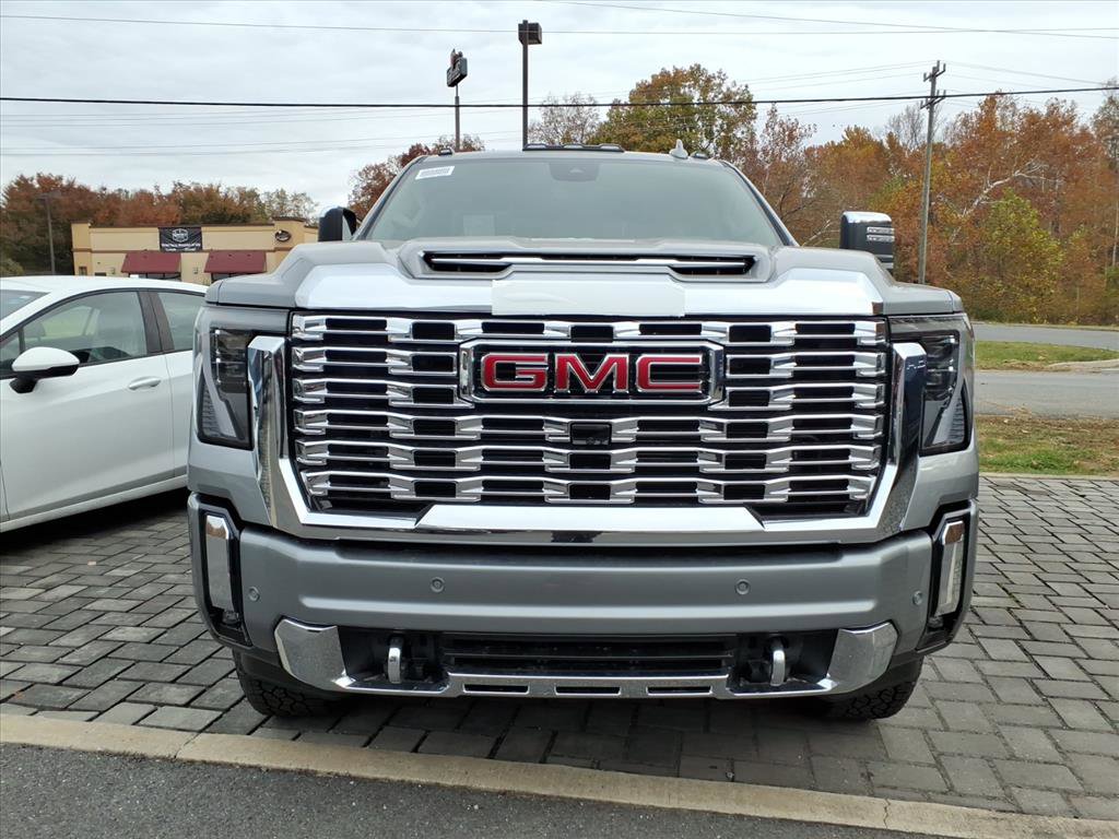 New 2026 GMC Sierra 2500 Denali w/ Max Trailering Package image 3