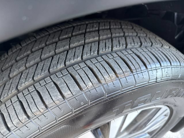 Used 2023 Nissan Rogue SV FWD image 27