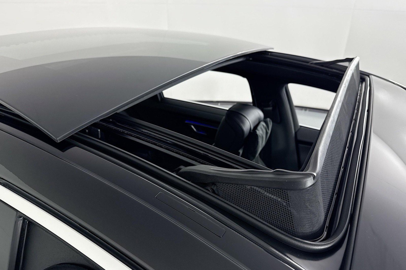 New 2026 Mercedes-Benz S 500 4MATIC image 21
