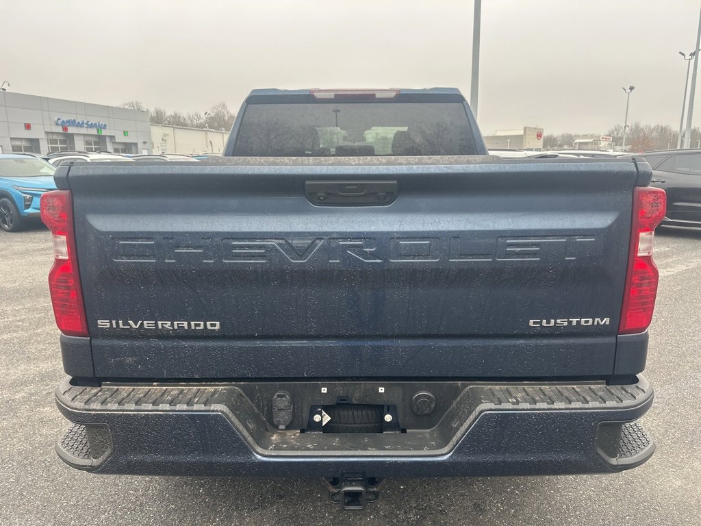 Used 2022 Chevrolet Silverado 1500 Custom image 6