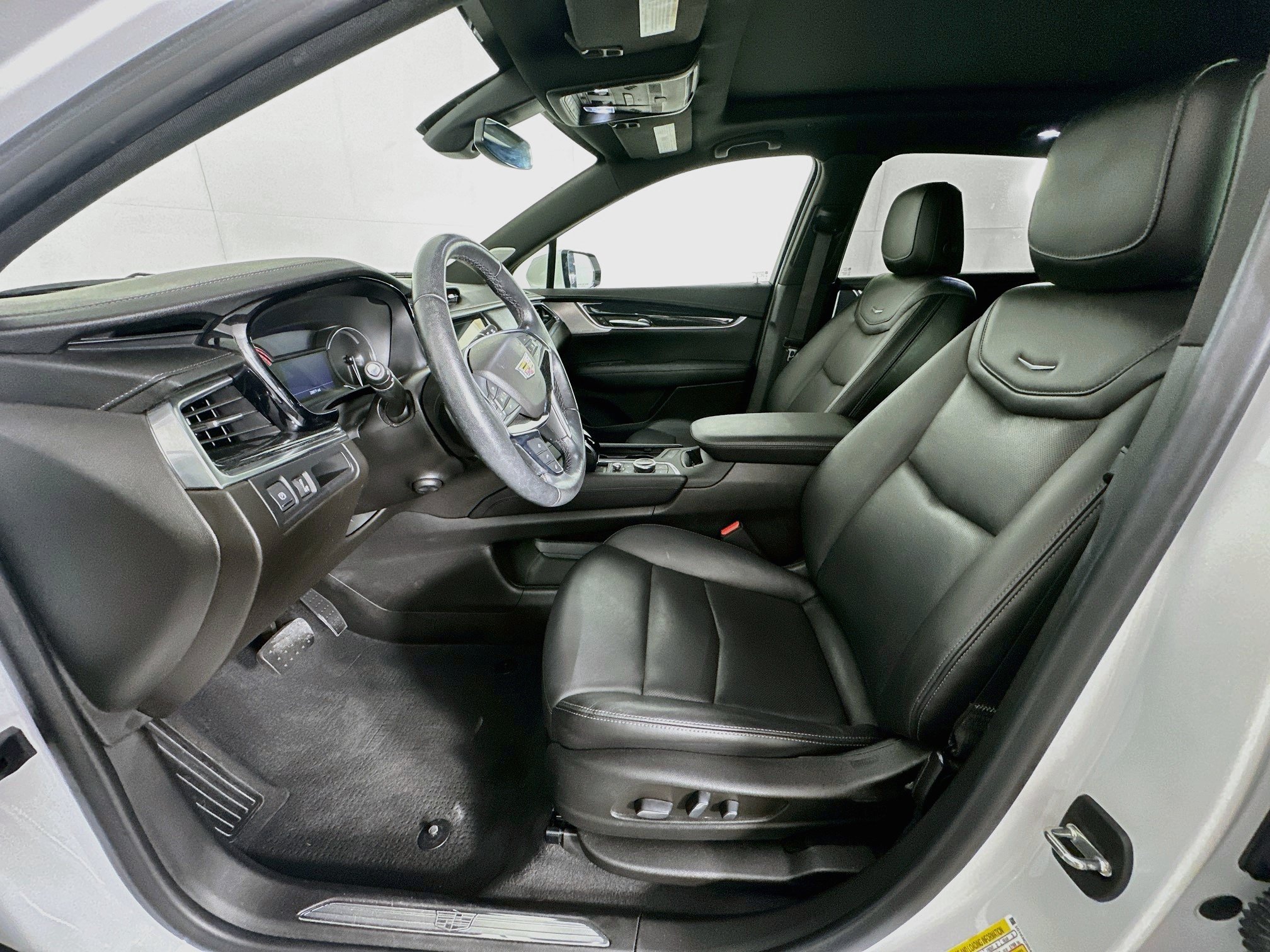 Used 2022 Cadillac XT5 Premium Luxury FWD image 13
