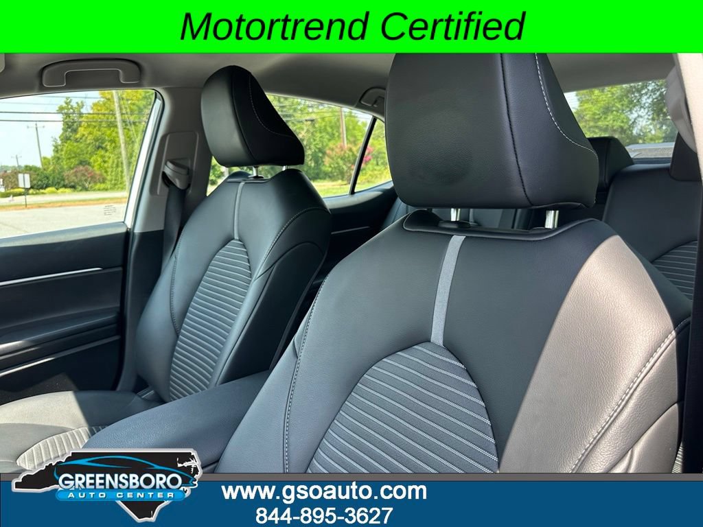 Used 2023 Toyota Camry SE FWD image 13