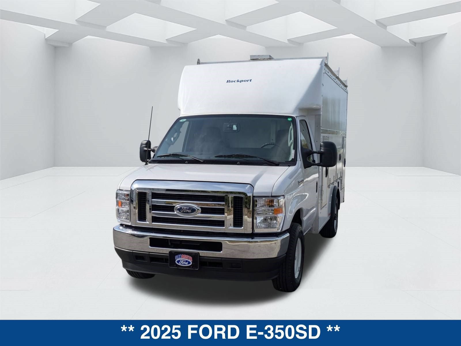 New 2025 Ford E-350 and Econoline 350 Super Duty w/ Power Equipment Group RWD image 9
