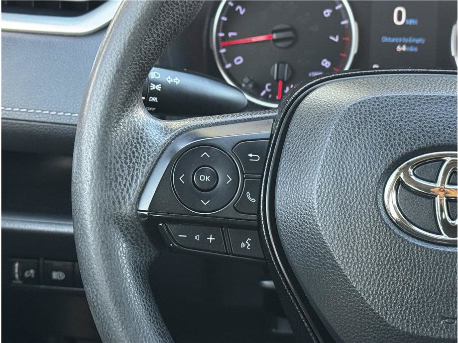 Used 2019 Toyota RAV4 LE w/ All Weather Liner Package AWD/4WD image 21