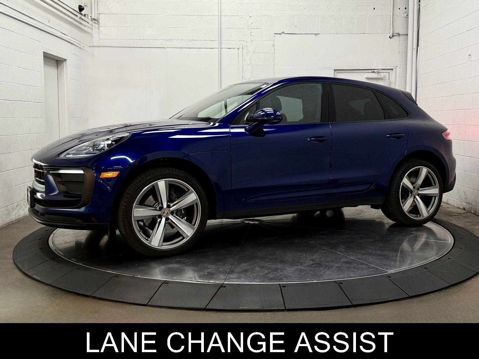 Used 2024 Porsche Macan w/ Premium Plus Package AWD/4WD image 4