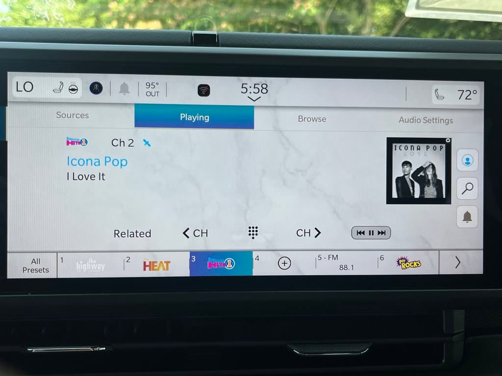 New 2025 Jeep Gladiator Rubicon w/ Convenience Group image 18