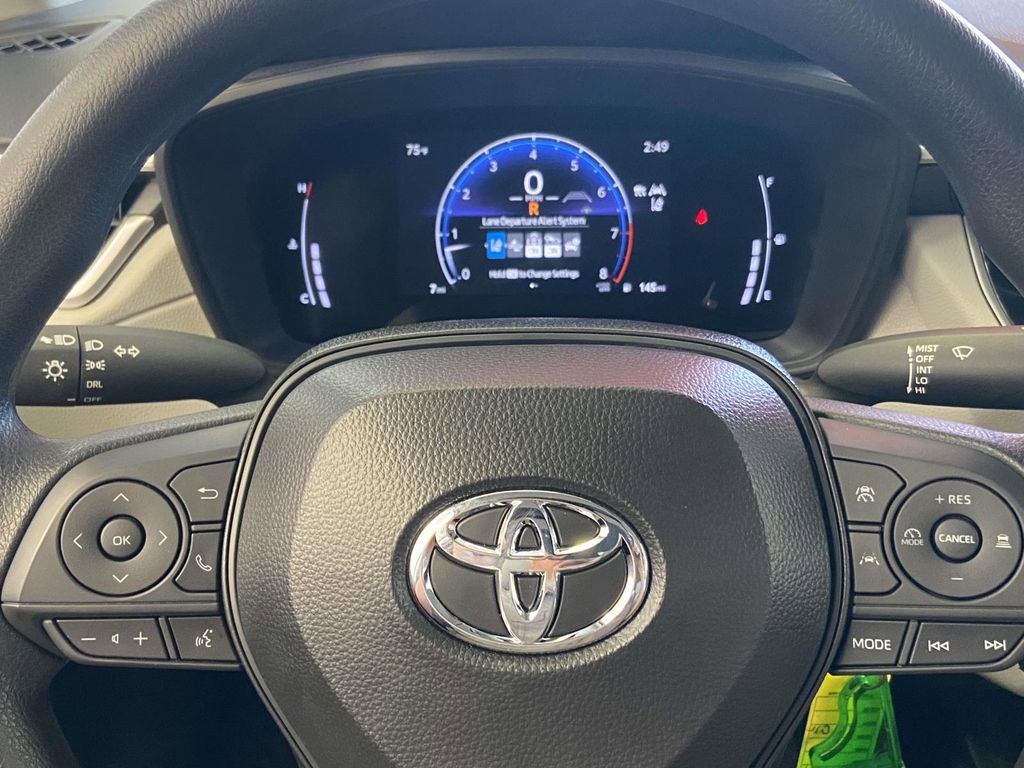 Used 2026 Toyota Corolla Cross L FWD image 27