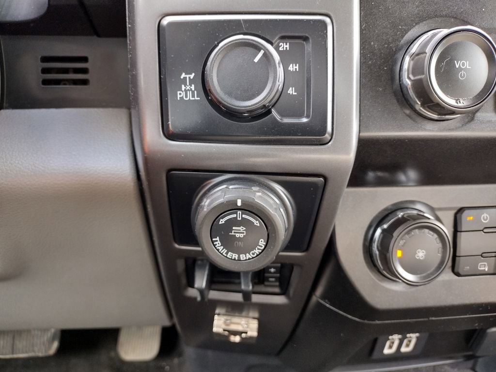 Used 2020 Ford F150 XLT w/ Max Trailer Tow Package image 10