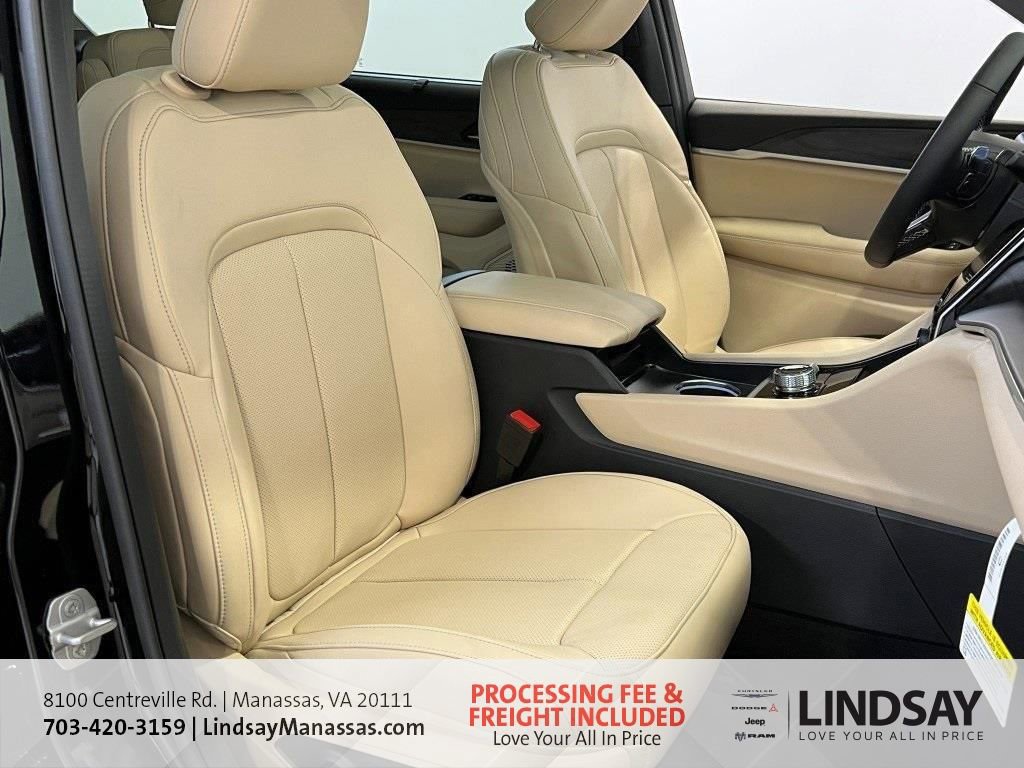New 2025 Jeep Grand Cherokee L Limited w/ Luxury Tech Group II image 11