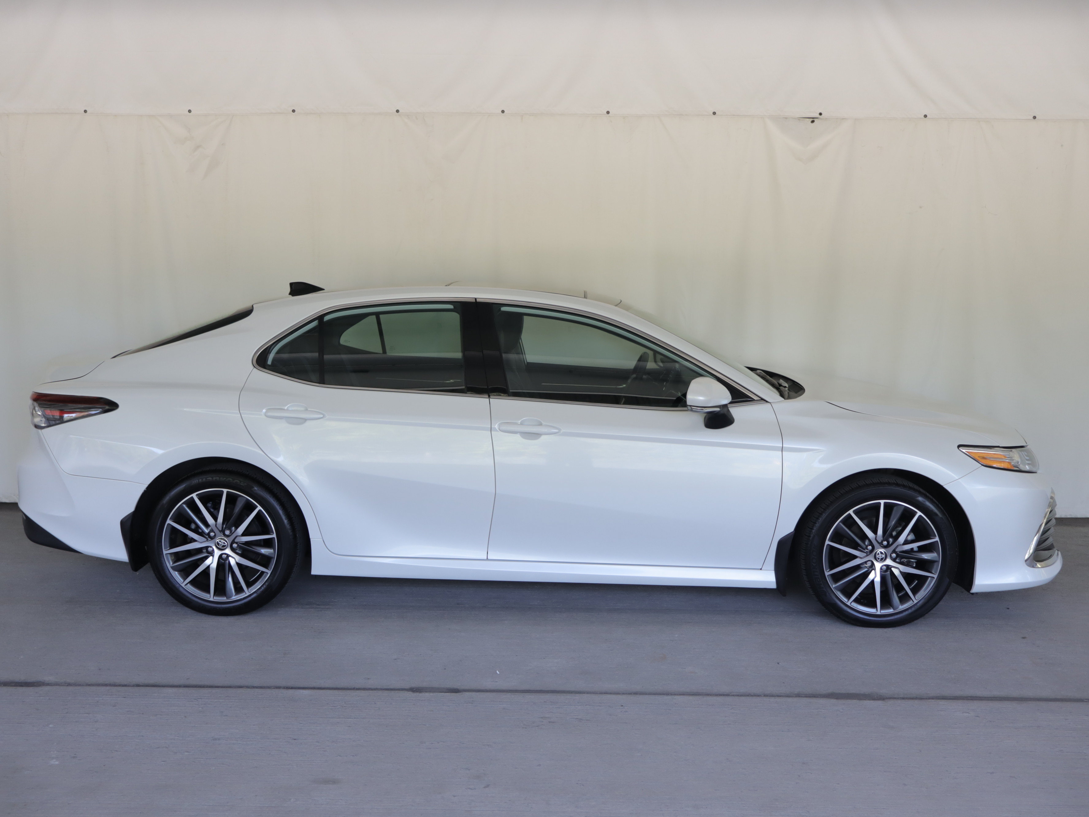 Used 2024 Toyota Camry XLE w/ Cold Weather Package AWD/4WD image 6