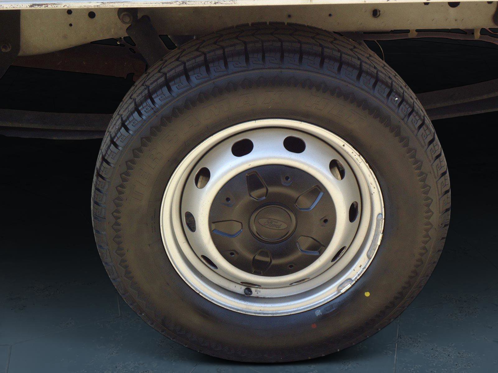 Used 2018 Ford Transit 250 138 image 9