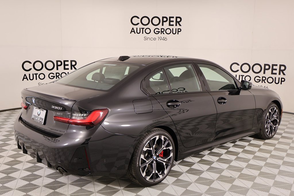 New 2026 BMW 330i xDrive Sedan w/ M Sport Package image 21