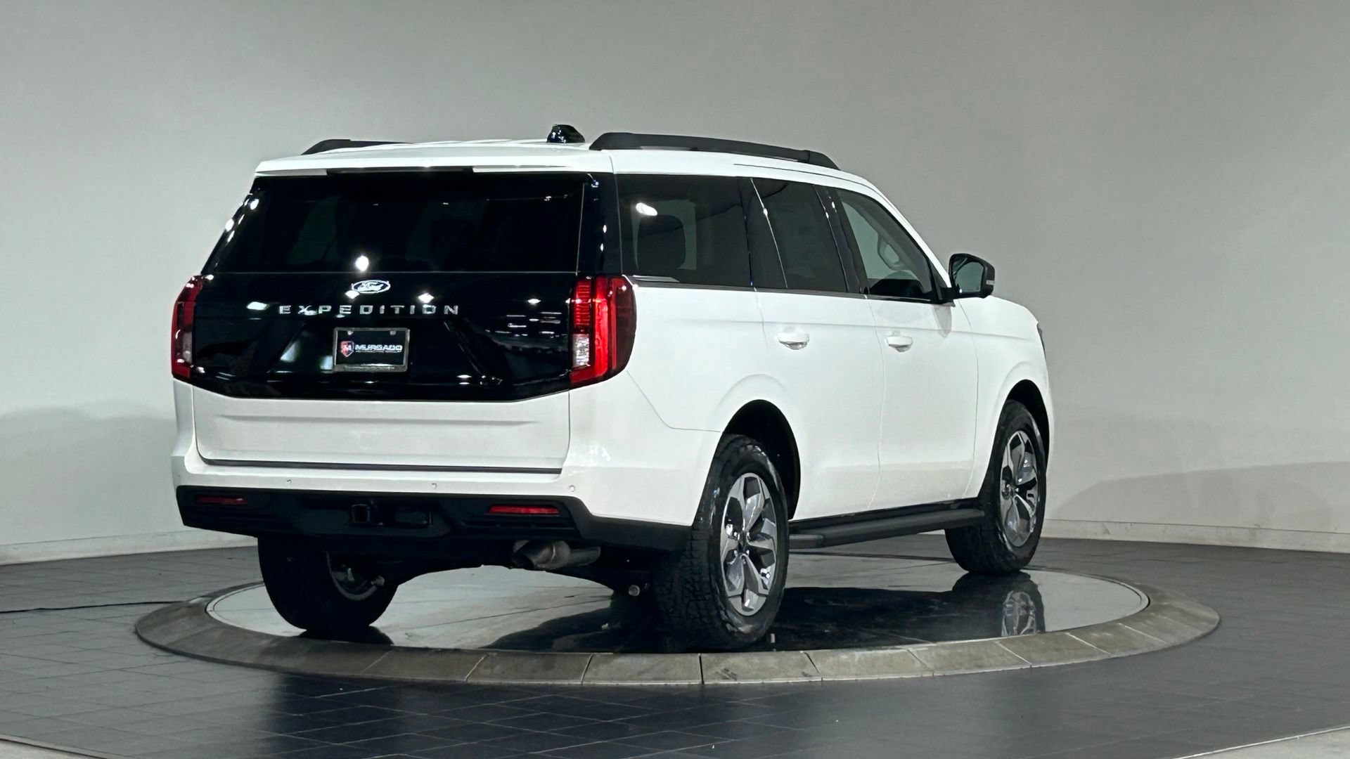 New 2027 Ford Expedition Active AWD/4WD image 10