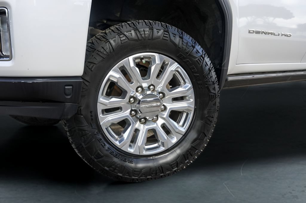 Used 2023 GMC Sierra 2500 Denali w/ Denali Ultimate Package AWD/4WD image 4