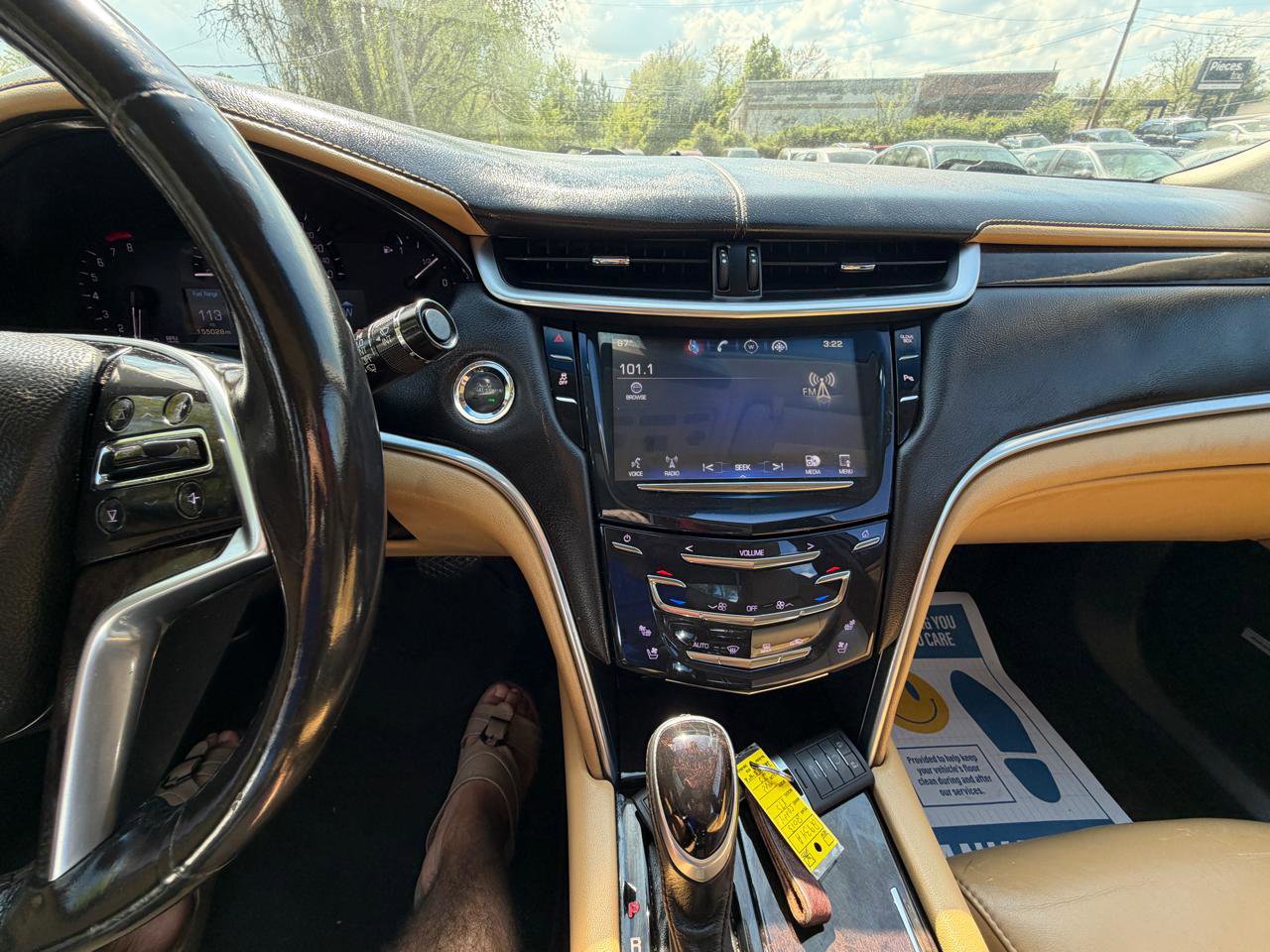 Used 2013 Cadillac XTS Luxury image 18