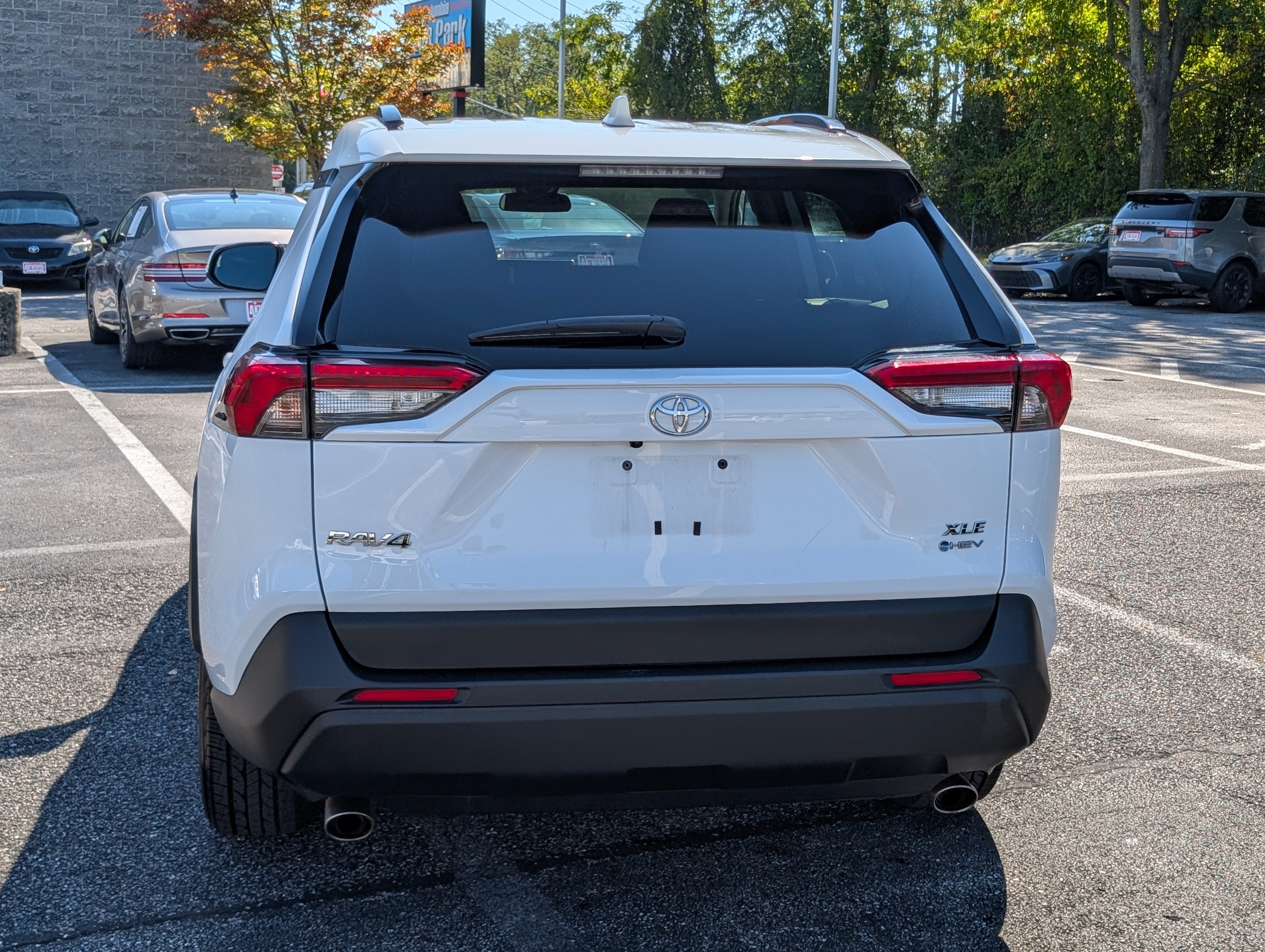 Used 2025 Toyota RAV4 XLE AWD/4WD image 4