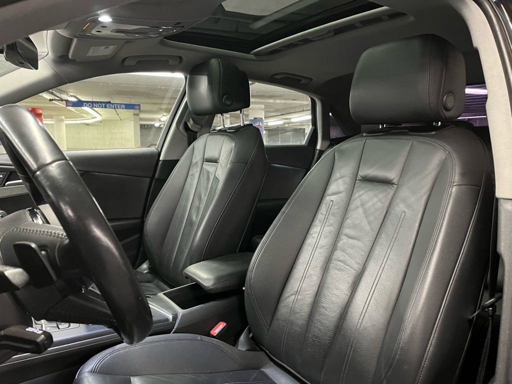 Used 2019 Audi A4 2.0T Premium image 18