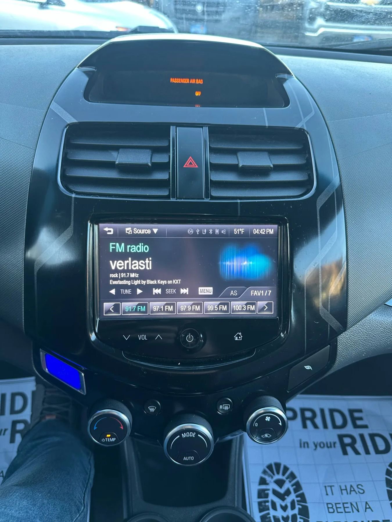 Used 2014 Chevrolet Spark LT image 19