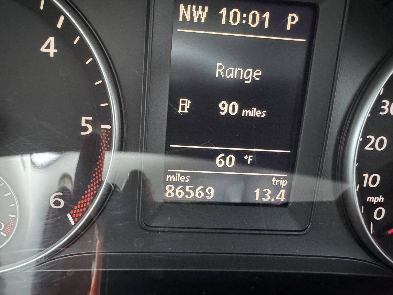 Used 2010 Volkswagen Jetta TDI FWD image 30