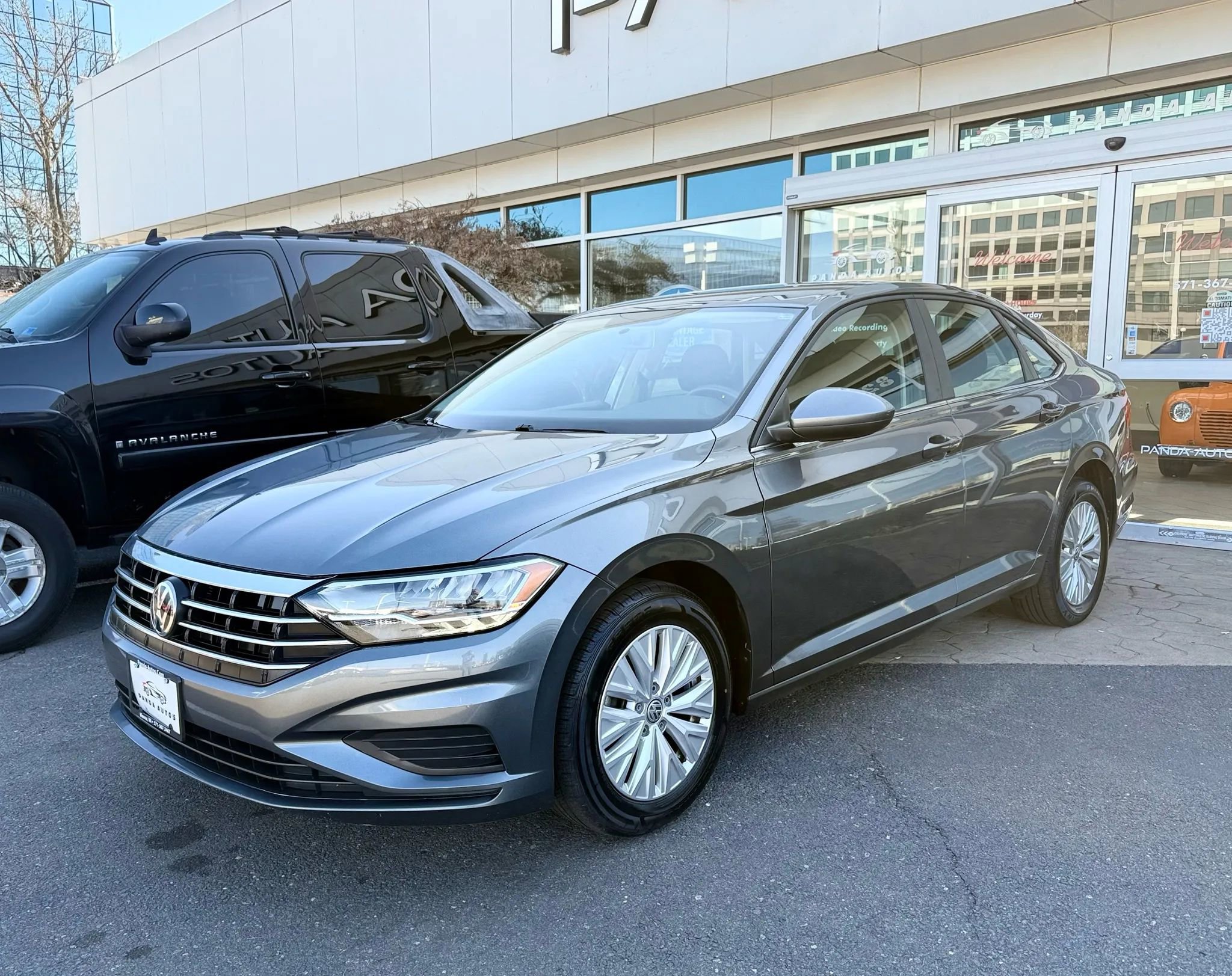 Used 2019 Volkswagen Jetta S w/ Driver Assistance Package FWD image 3