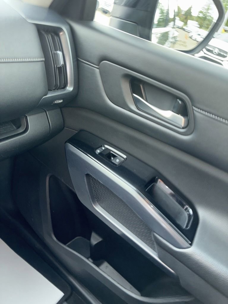 Certified 2022 Nissan Pathfinder SL AWD/4WD image 14