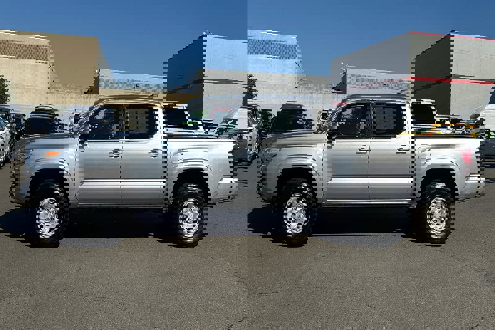 Certified 2022 Toyota Tacoma SR image 9