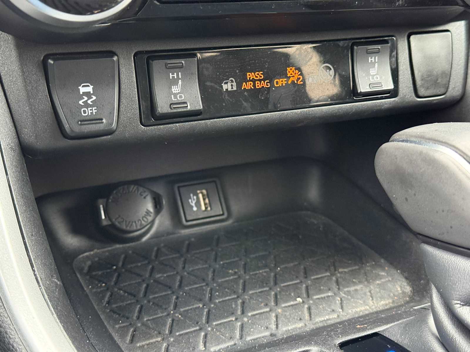 Certified 2024 Toyota RAV4 XSE w/ Weather Package image 27