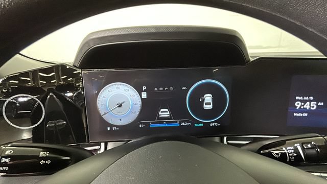Certified 2024 Hyundai Elantra SEL FWD image 17