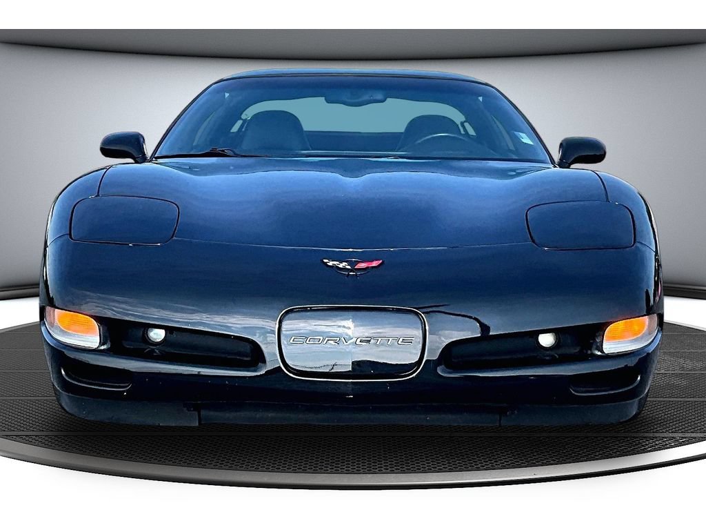 Used 2002 Chevrolet Corvette Coupe w/ Preferred Equipment Group2 RWD image 4
