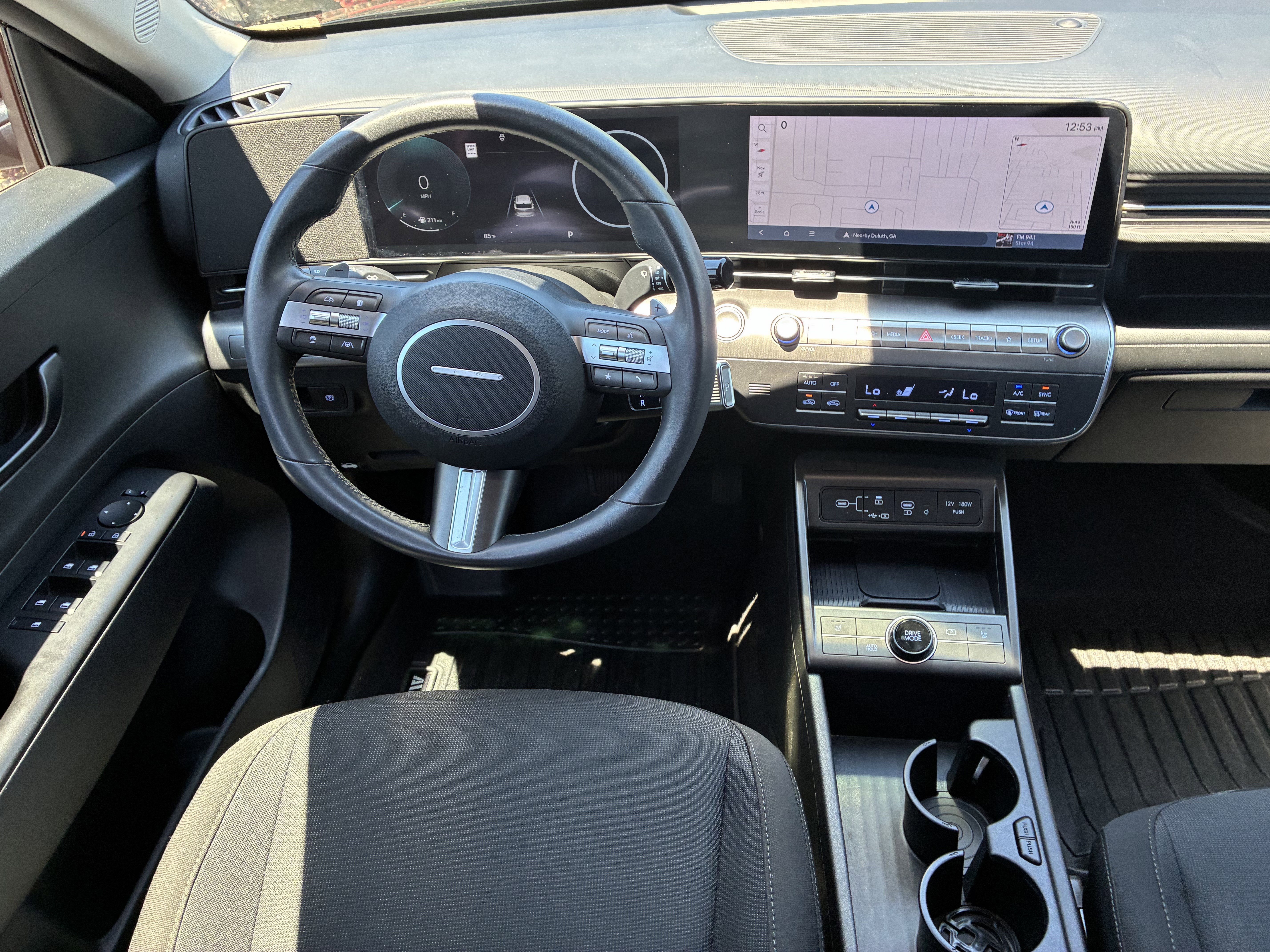 Used 2025 Hyundai Kona SEL FWD image 18