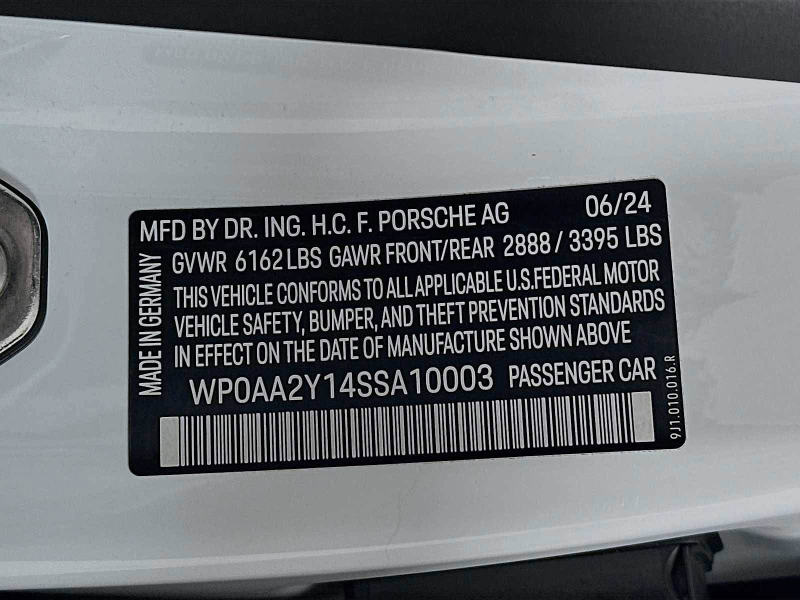 Certified 2025 Porsche Taycan image 32