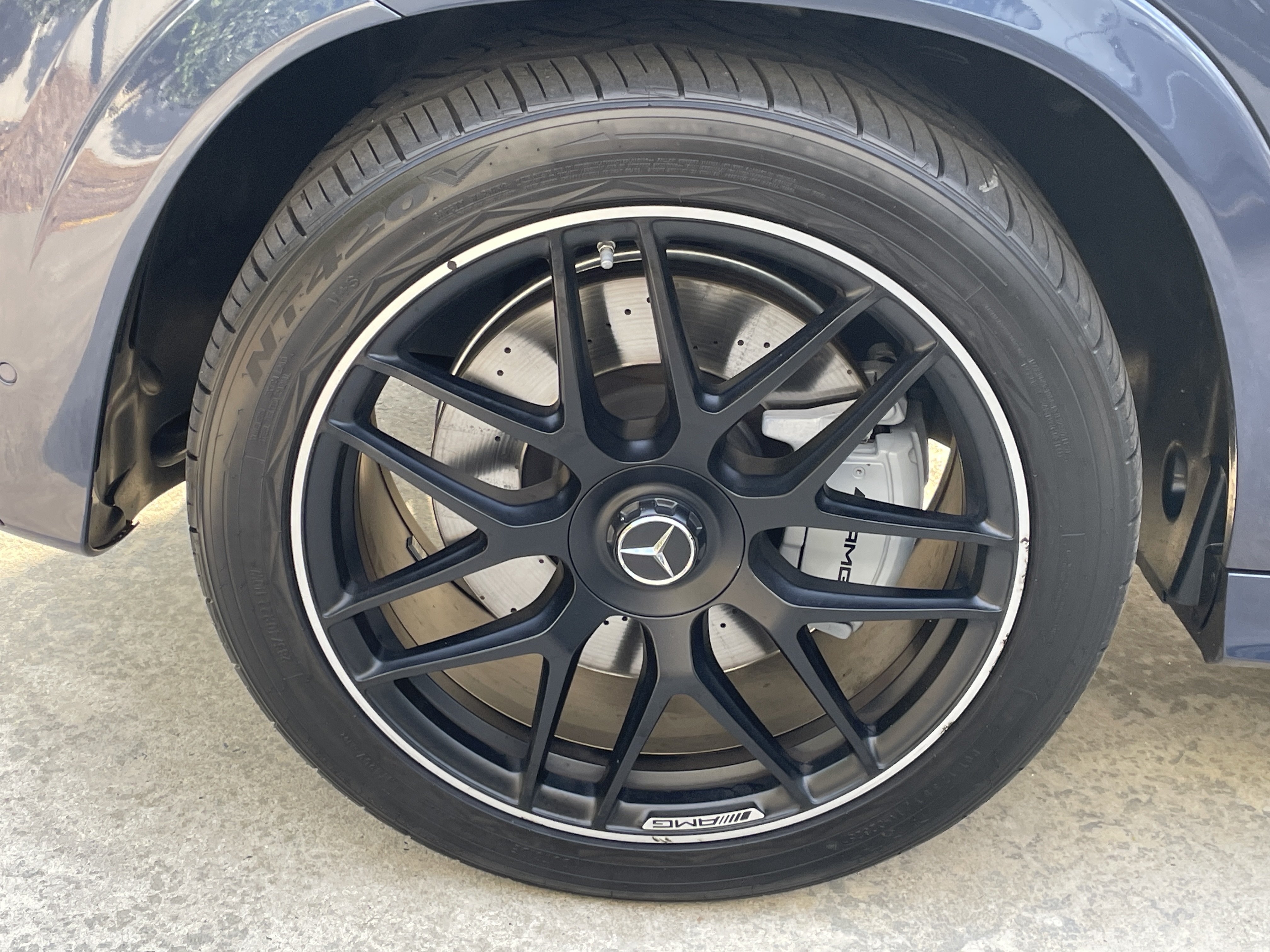 Used 2024 Mercedes-Benz GLE 53 AMG 4MATIC Coupe image 16