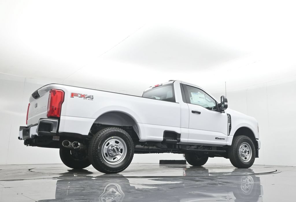 New 2026 Ford F350 XL w/ FX4 Off-Road Package AWD/4WD image 43