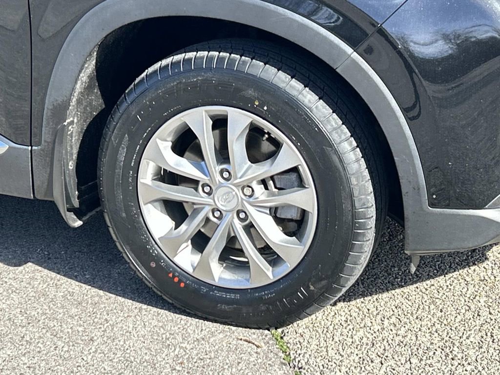 Used 2020 Hyundai Santa Fe SEL image 9