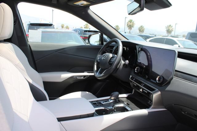 Certified 2024 Lexus RX 350 Premium w/ Convenience Package FWD image 5
