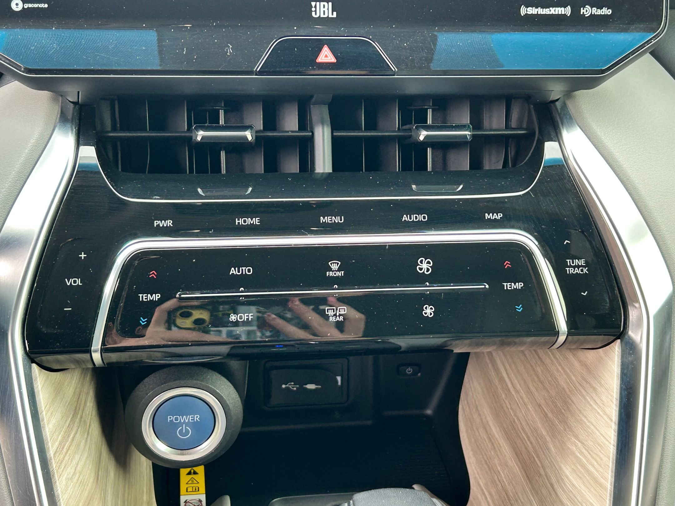 Certified 2021 Toyota Venza Limited w/ Advanced Technology Package image 21