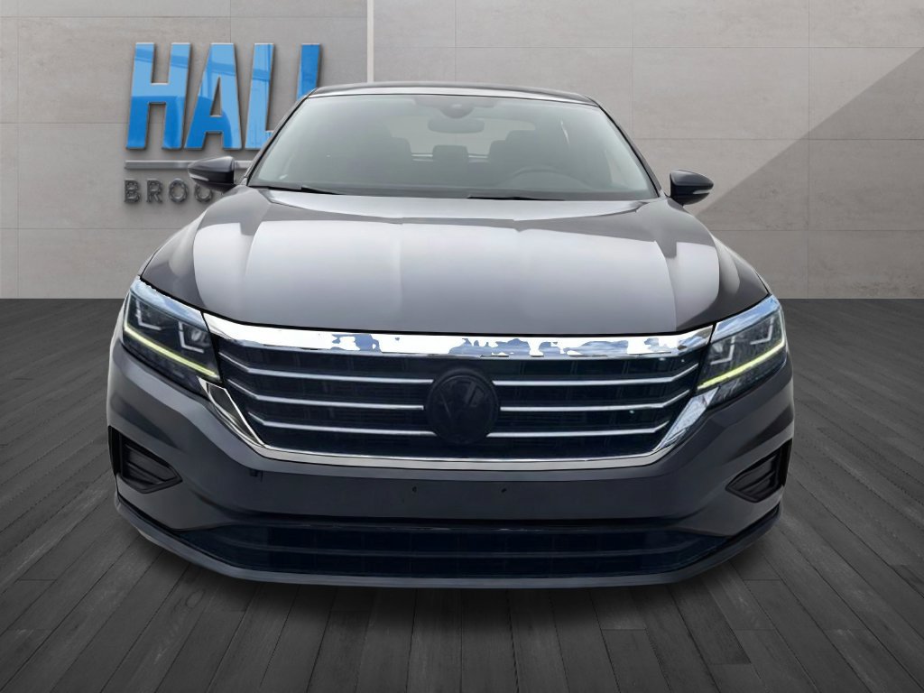 Used 2022 Volkswagen Passat 2.0T SE FWD image 8