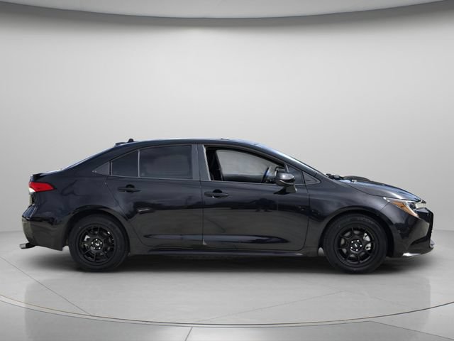 Used 2023 Toyota Corolla LE FWD image 5