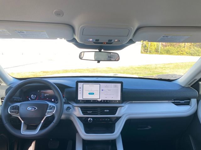 New 2026 Ford Explorer Active image 19