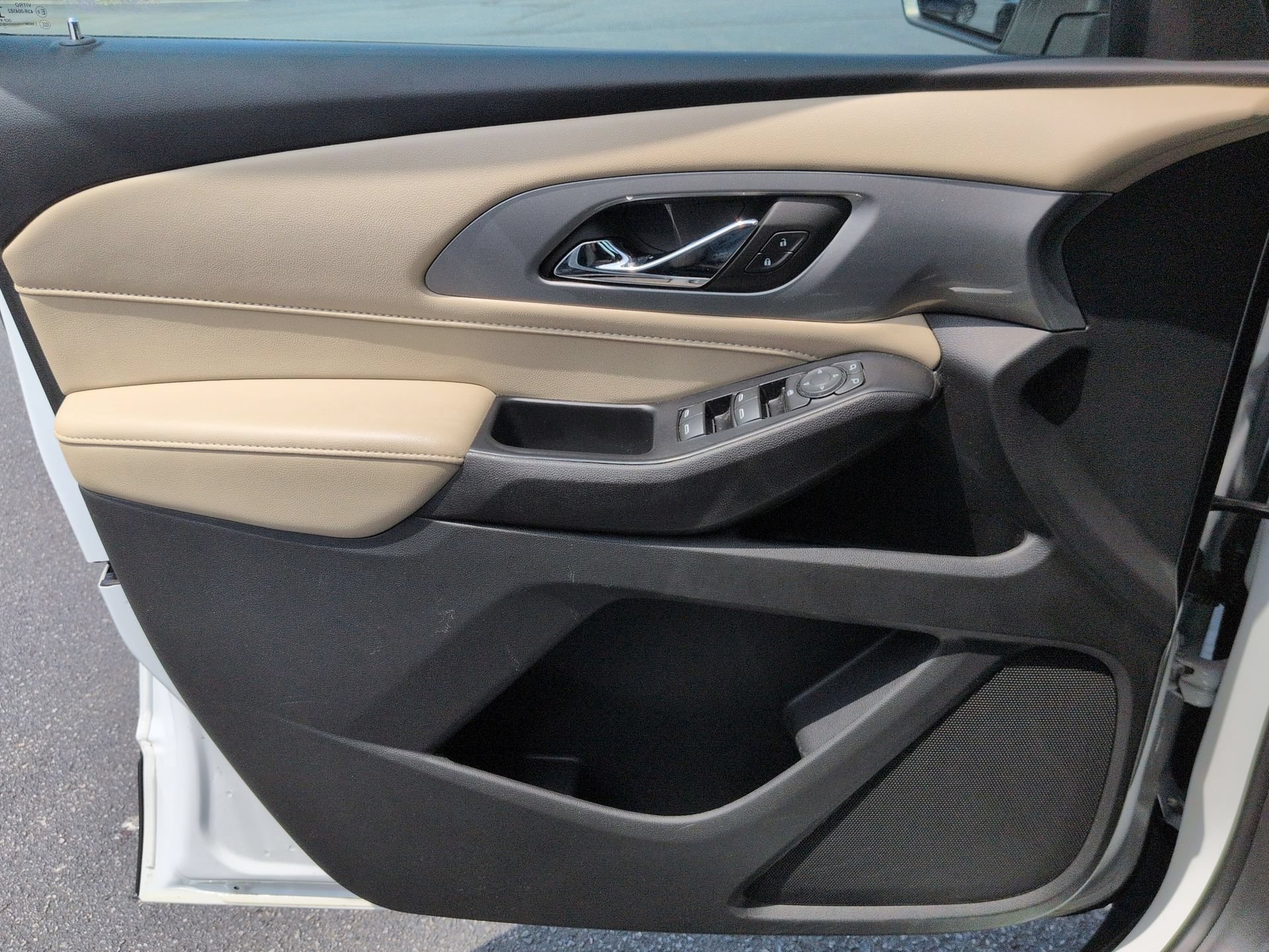 Certified 2022 Chevrolet Traverse LS AWD/4WD image 22