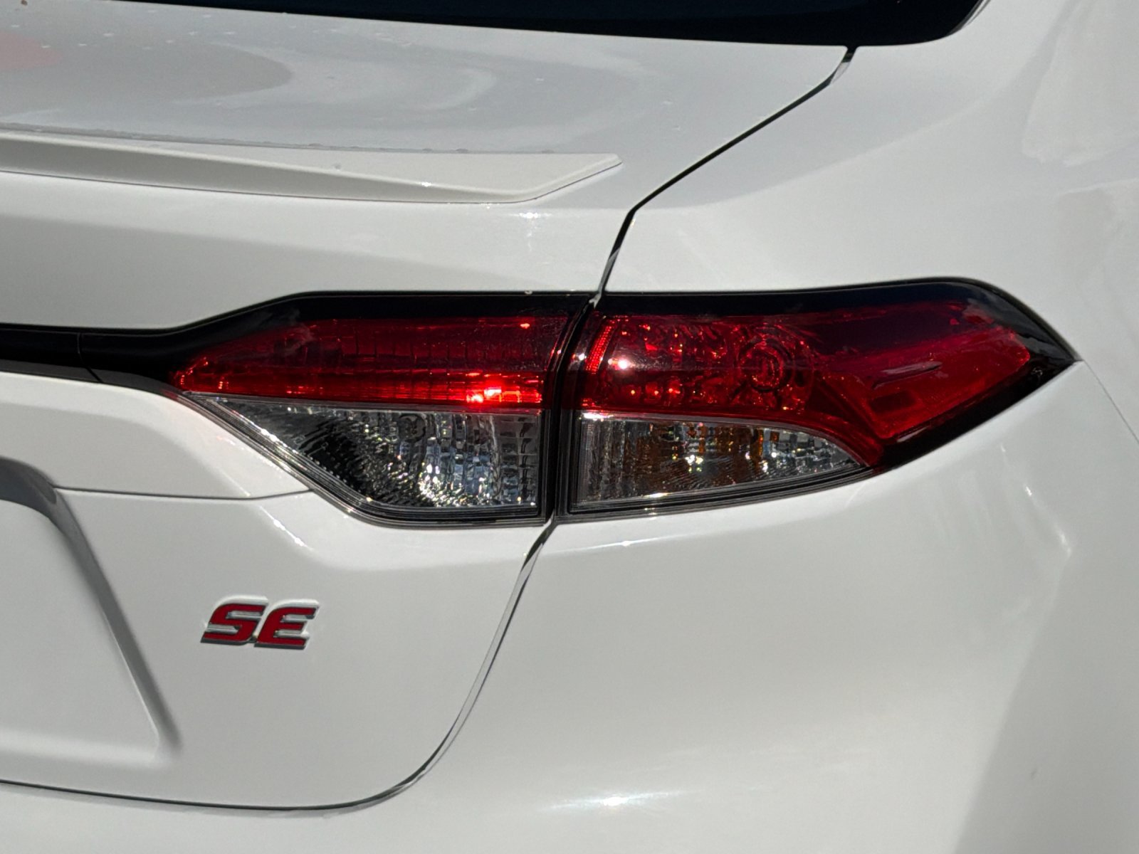 Used 2025 Toyota Corolla SE FWD image 23