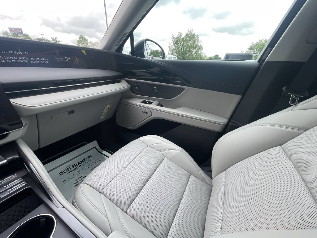 New 2026 Lincoln Nautilus Premier w/ Equipment Group 102A AWD/4WD image 11