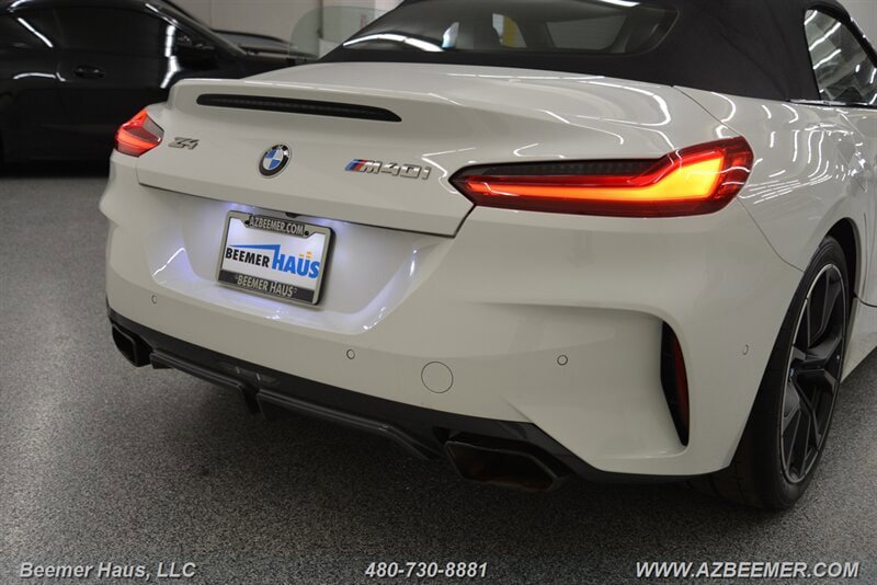 Used 2024 BMW Z4 M40i w/ Premium Package RWD image 36