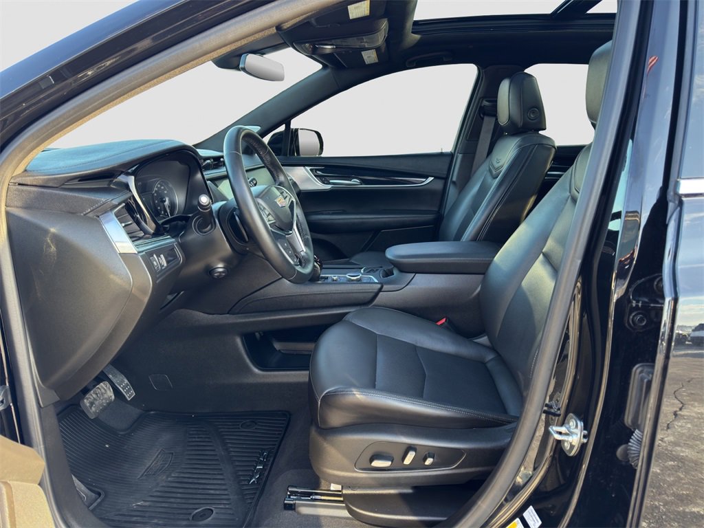 Used 2025 Cadillac XT5 Premium Luxury image 26