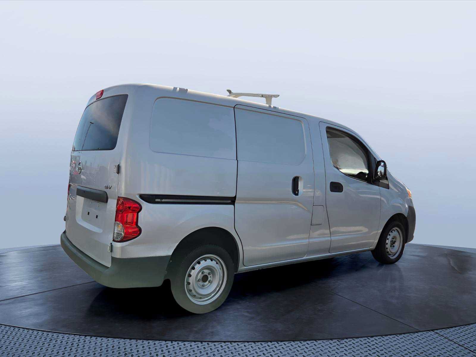 Used 2015 Nissan NV200 SV w/ Technology Package FWD image 6