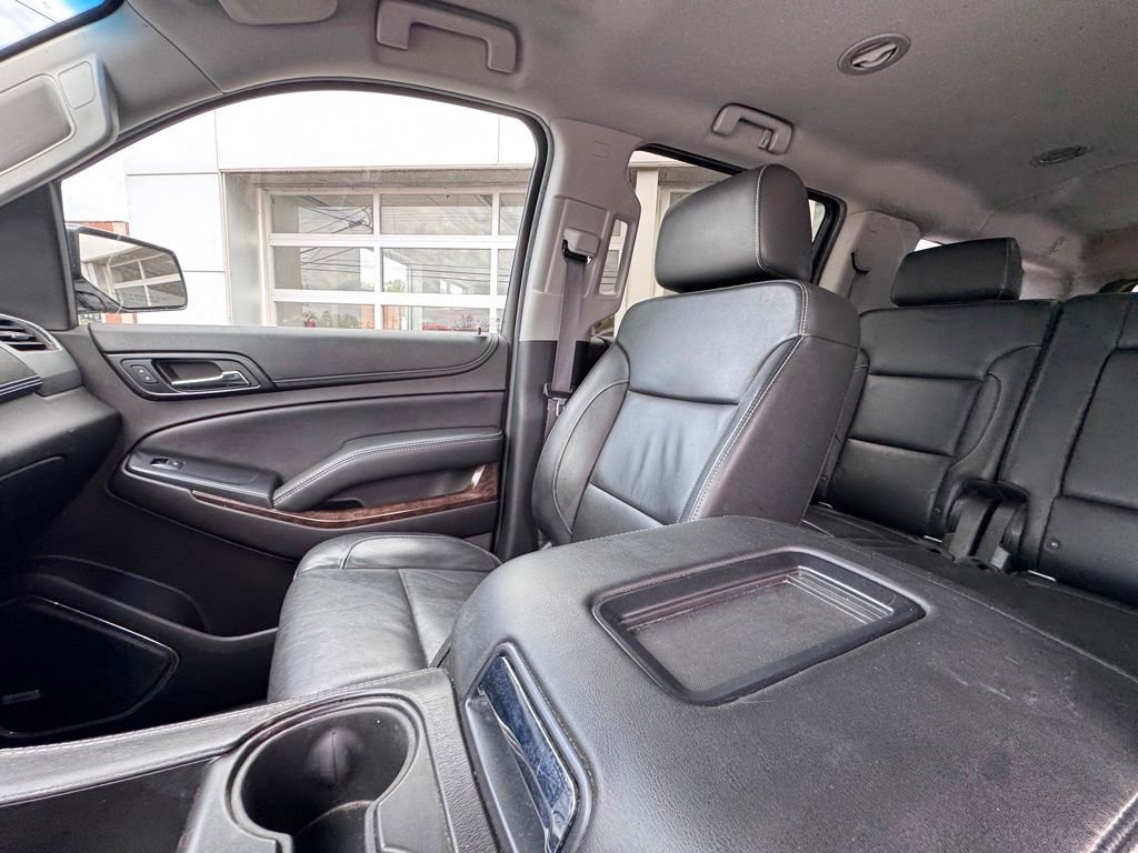Used 2017 Chevrolet Suburban LT AWD/4WD image 18